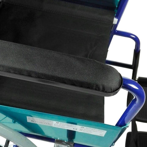 Sedia a rotelle pieghevole con ruote grandi colore blu