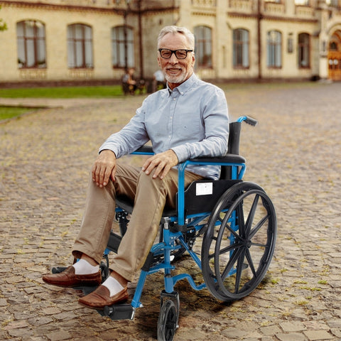 Sedia a rotelle pieghevole con ruote grandi estraibili, colore blu